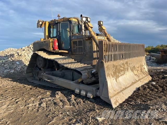 CAT D6T Buldozer sobre oruga