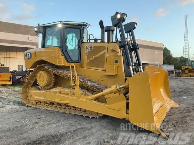 CAT D7 Buldozer sobre oruga