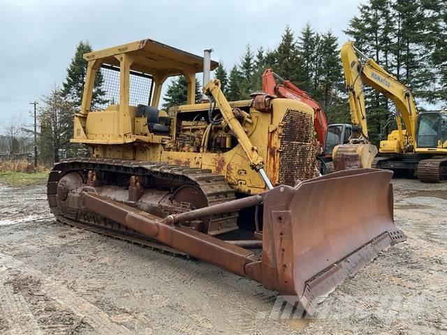 CAT D8H Buldozer sobre oruga