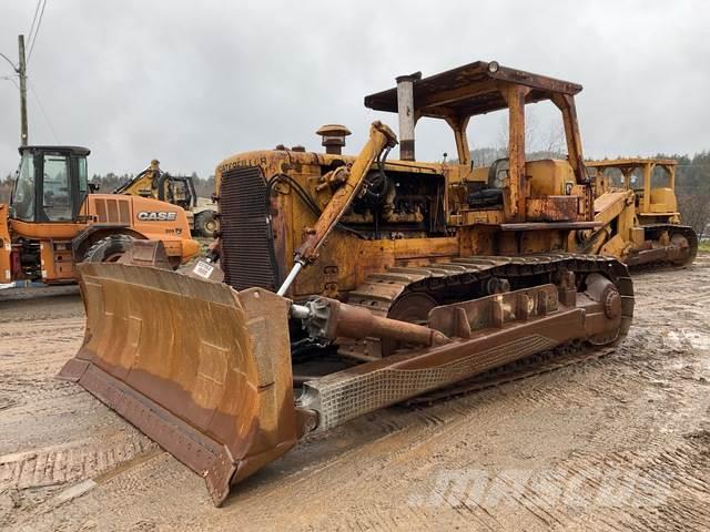 CAT D8H Buldozer sobre oruga