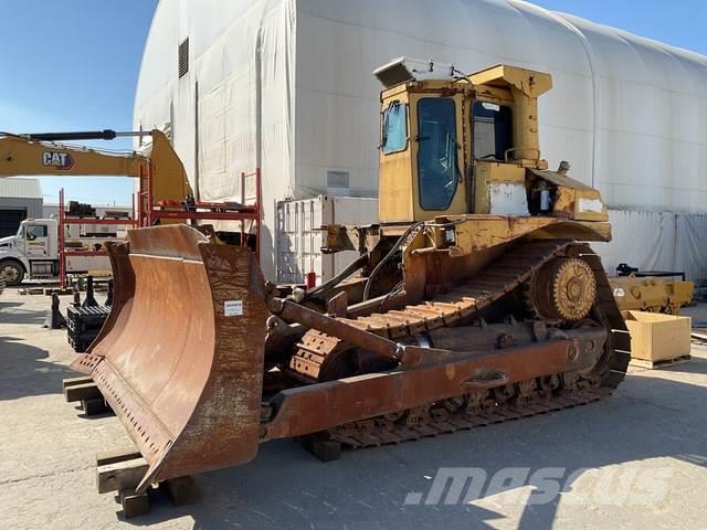 CAT D8L Buldozer sobre oruga