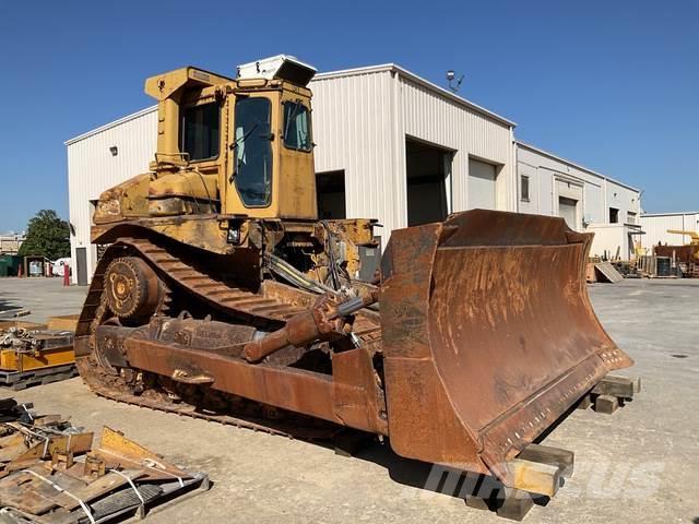 CAT D8L Buldozer sobre oruga