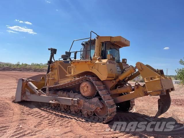 CAT D8T Buldozer sobre oruga