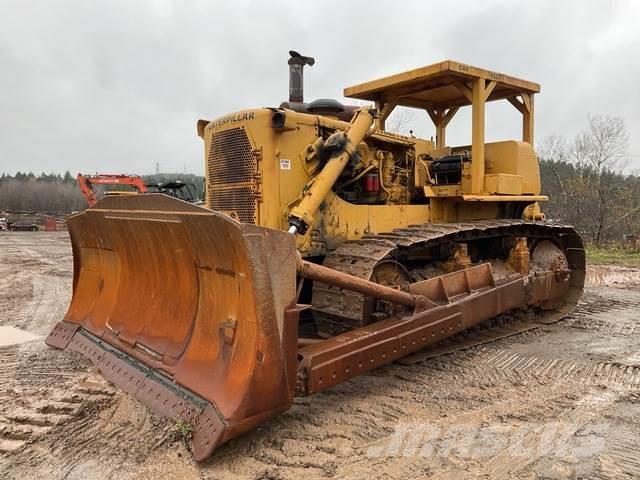 CAT D9H Buldozer sobre oruga