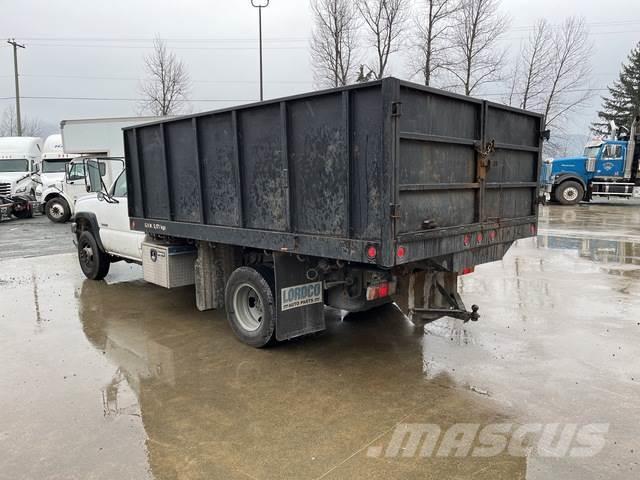 Chevrolet 3500 Camiones de cama baja