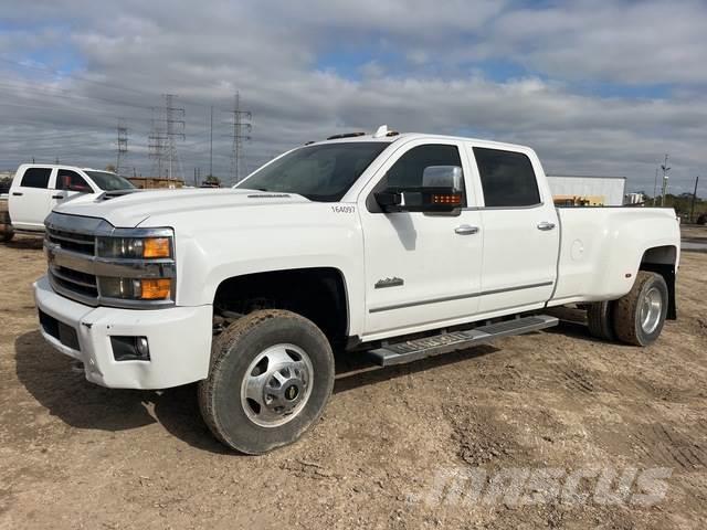 Chevrolet 3500HD Otros