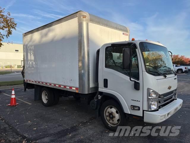 Chevrolet 4500 Camiones con caja de remolque