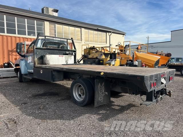 Chevrolet 4500 Camiones de cama baja