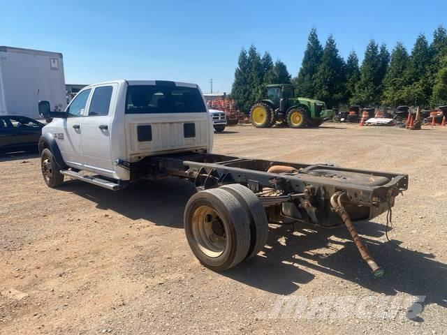 Dodge 5500 Cabinas