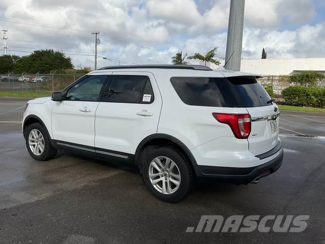 Ford Explorer Carros