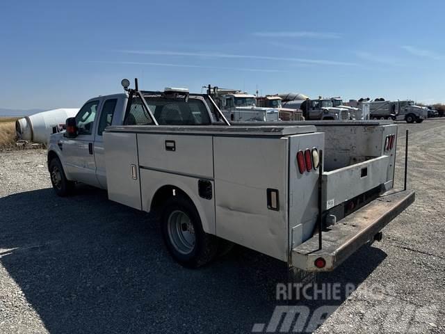 Ford F350 Caja abierta/laterales abatibles