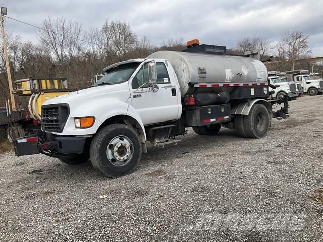 Ford F750 Camiones de concreto