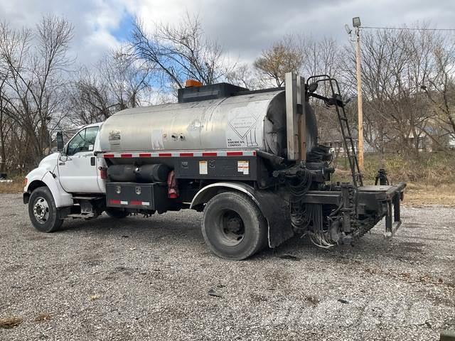 Ford F750 Camiones de concreto