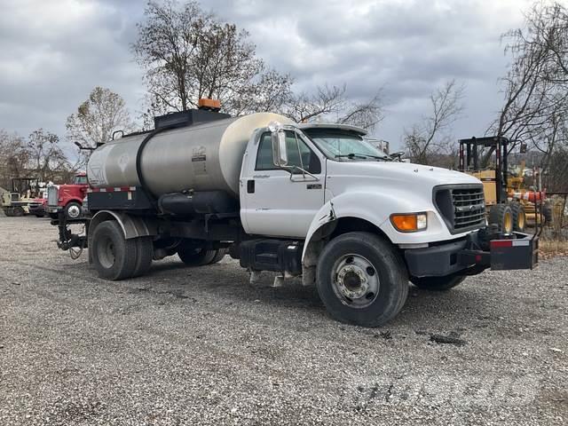 Ford F750 Camiones de concreto