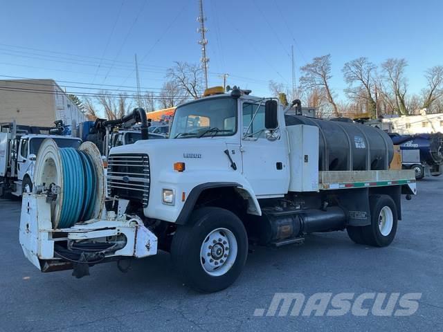 Ford L9000 Camiones aspiradores/combi