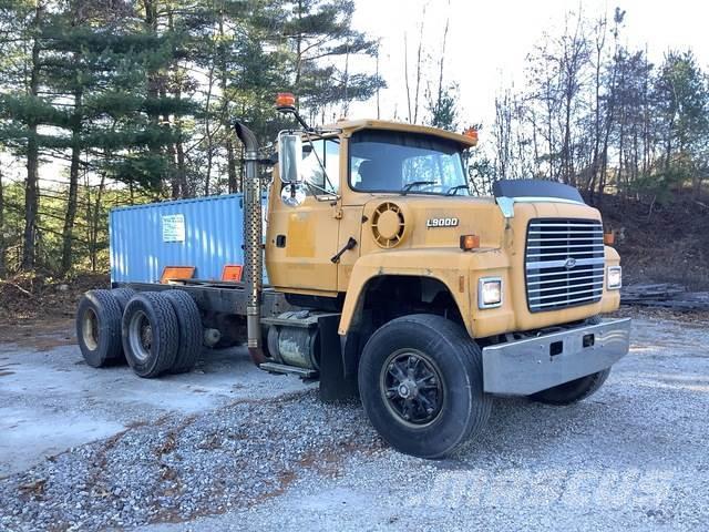 Ford LT9000 Cabinas