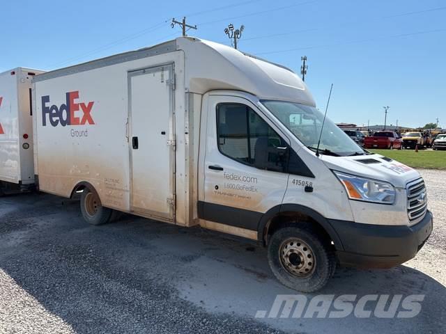 Ford Transit Vehículos de caha cerrada