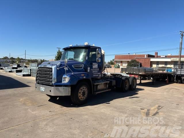 Freightliner  Camiones tractor