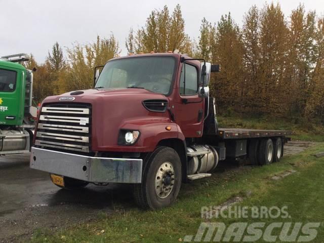 Freightliner 114SD Vehículos de reciclaje