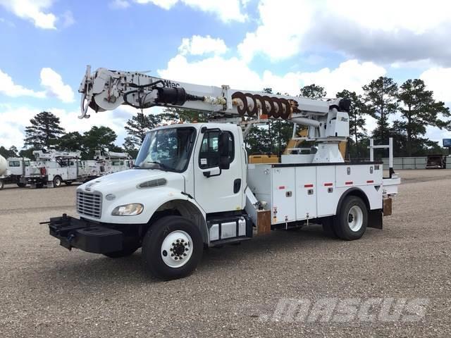 Freightliner M2106 Camiones de perforación móvil