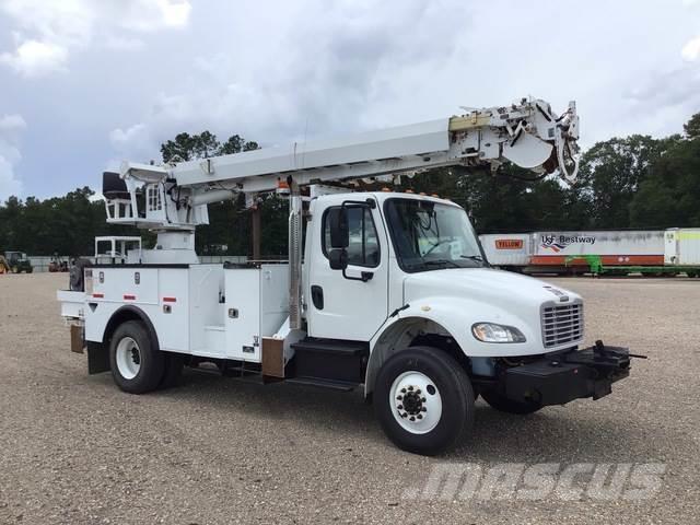 Freightliner M2106 Camiones de perforación móvil