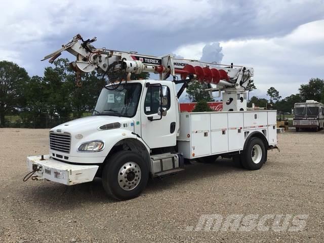 Freightliner M2106 Camiones de perforación móvil