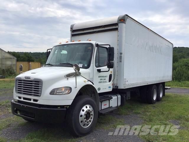 Freightliner M2106 Camiones con caja de remolque