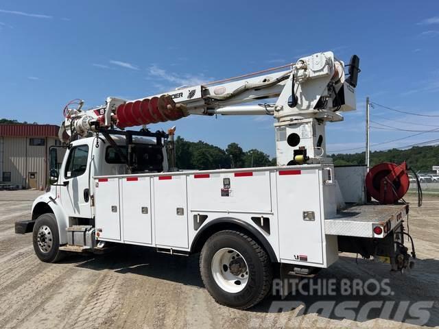 Freightliner M2106 Camiones de perforación móvil