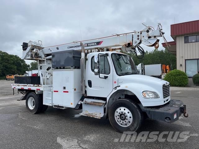 Freightliner M2106 Camiones de perforación móvil