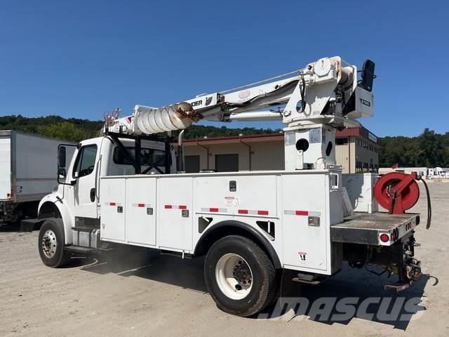 Freightliner M2106 Camiones de perforación móvil