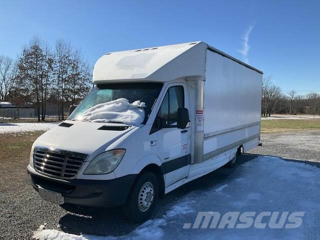 Freightliner Sprinter Camiones con caja de remolque