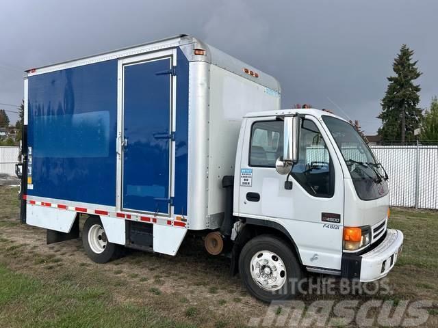 GMC W4500 Camiones con caja de remolque