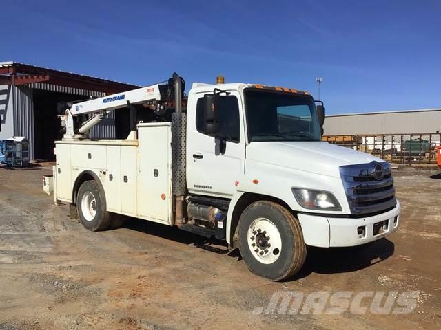 Hino 338 Vehículos municipales multiusos