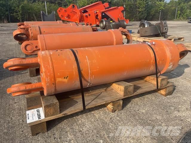 Hitachi E12637830SP Otros