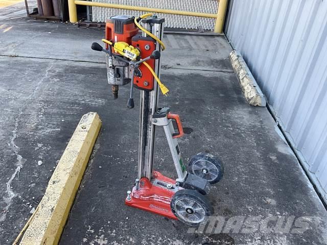 Husqvarna DM280 Otros