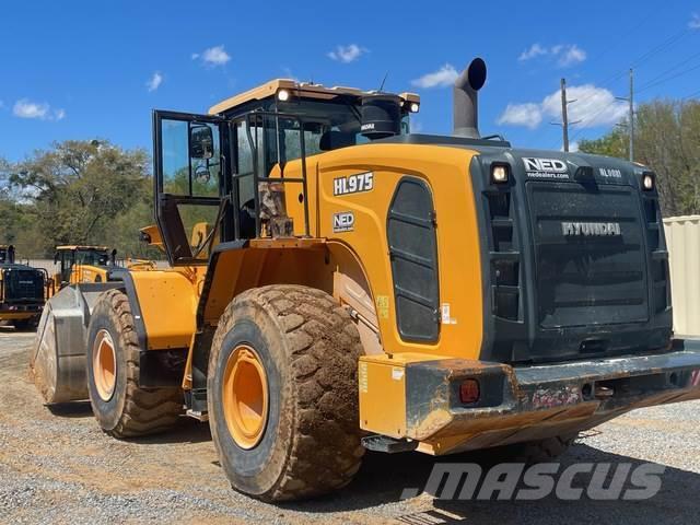 Hyundai HL975 Cargadoras sobre ruedas