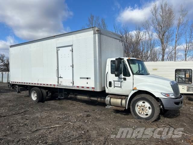 International 4300 Camiones con temperatura controlada