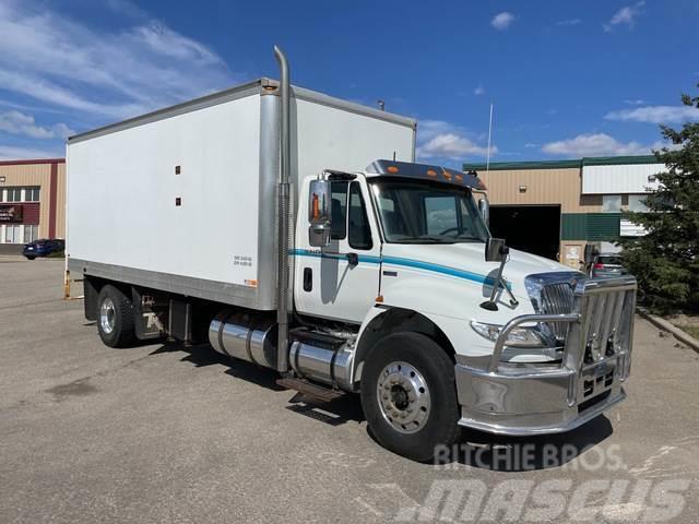 International 4400 Otros