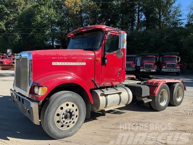 International 5900i Camiones tractor