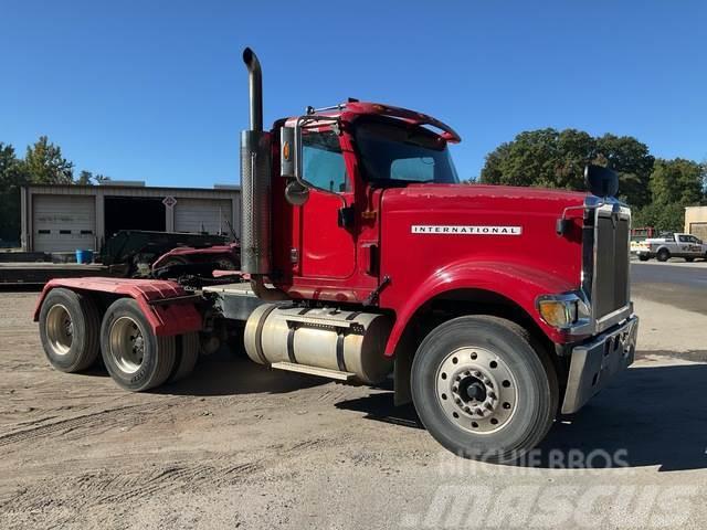 International 5900i Camiones tractor