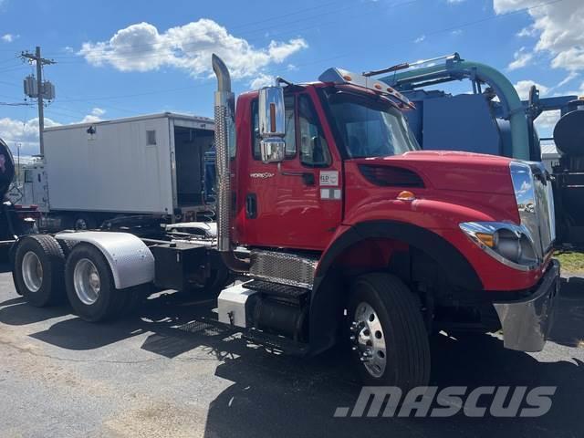 International 7600SBA Camiones tractor