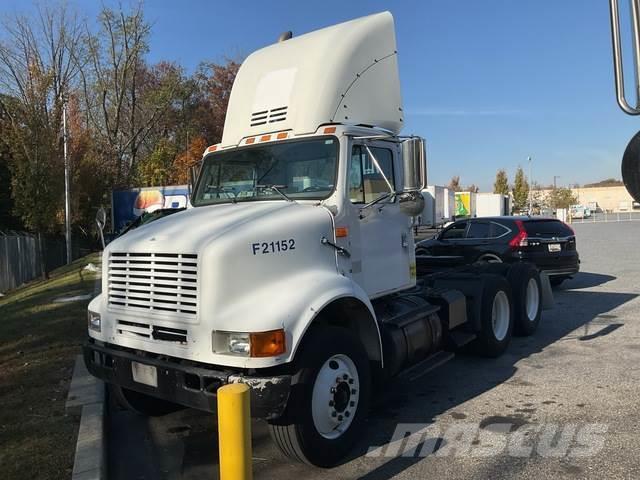 International 8100 Camiones tractor