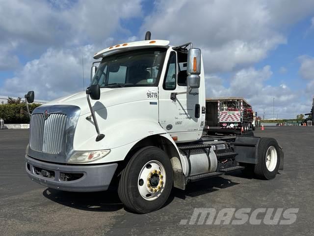 International 8600 Camiones tractor