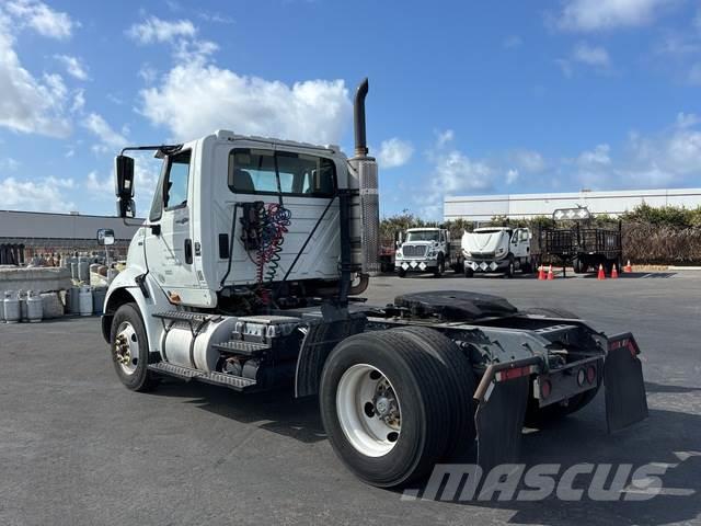 International 8600 Camiones tractor