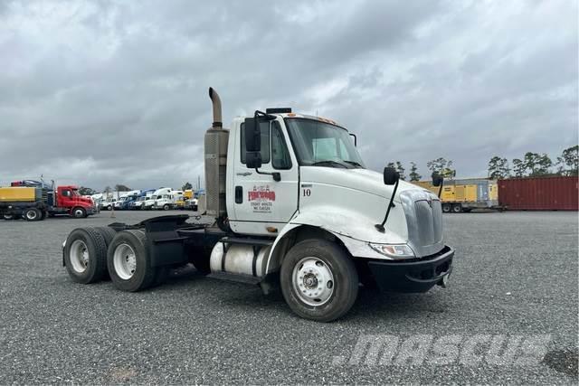 International 8600 Camiones tractor