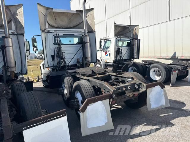 International 8600 Camiones tractor