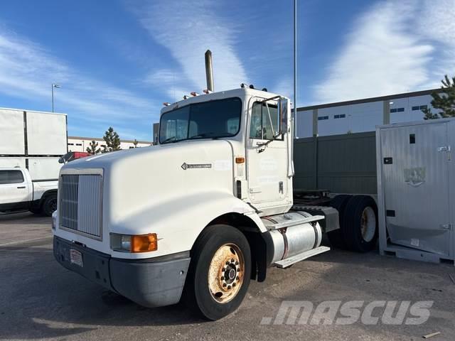 International 9200 Camiones tractor