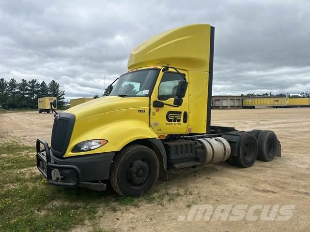 International RH613 Camiones tractor