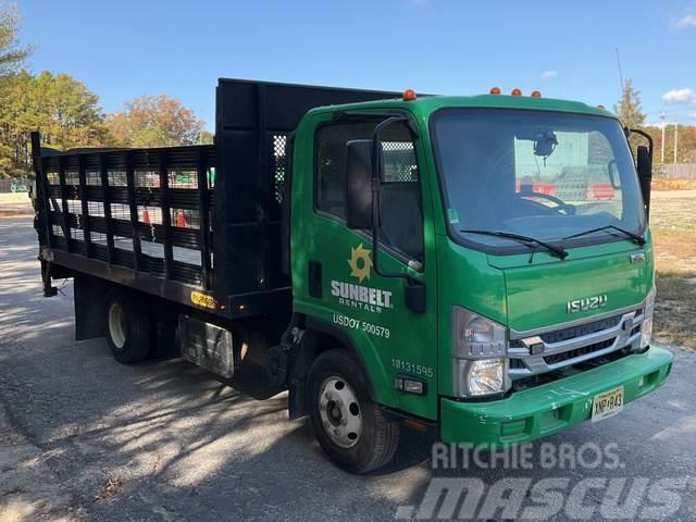 Isuzu NPR Camiones de cama baja