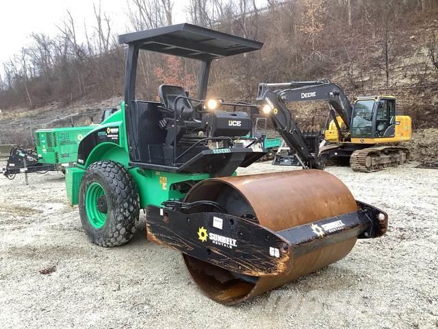 JCB VM75D Rodillos de un solo tambor